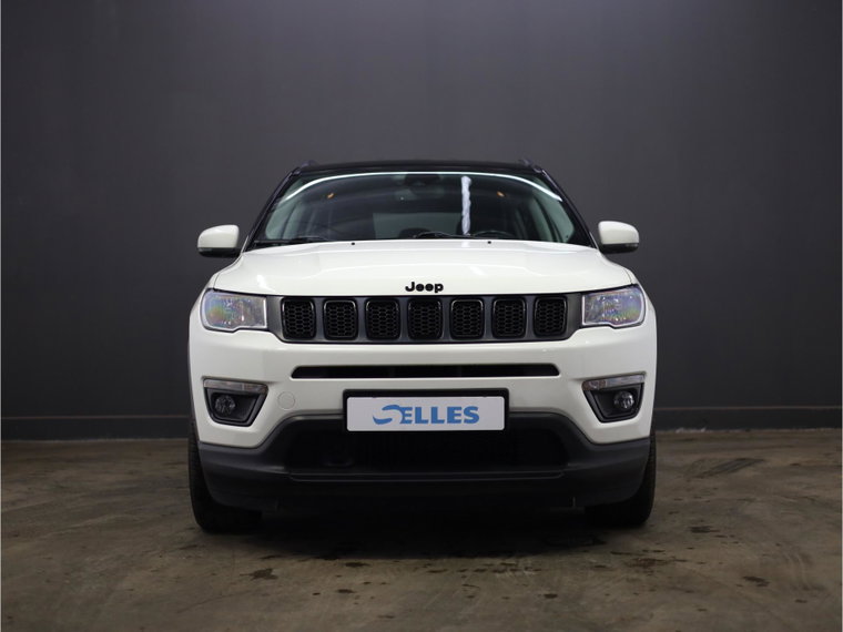 Vehicle Image 26