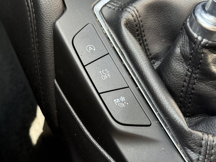 Vehicle Image 28