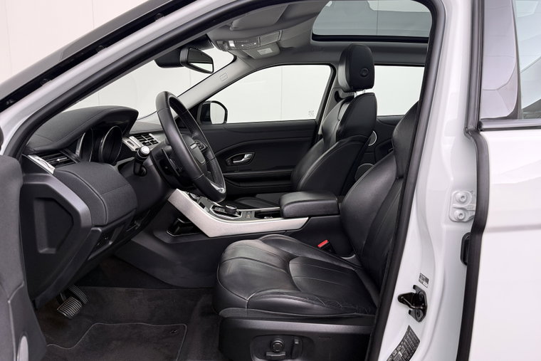 Vehicle Image 10