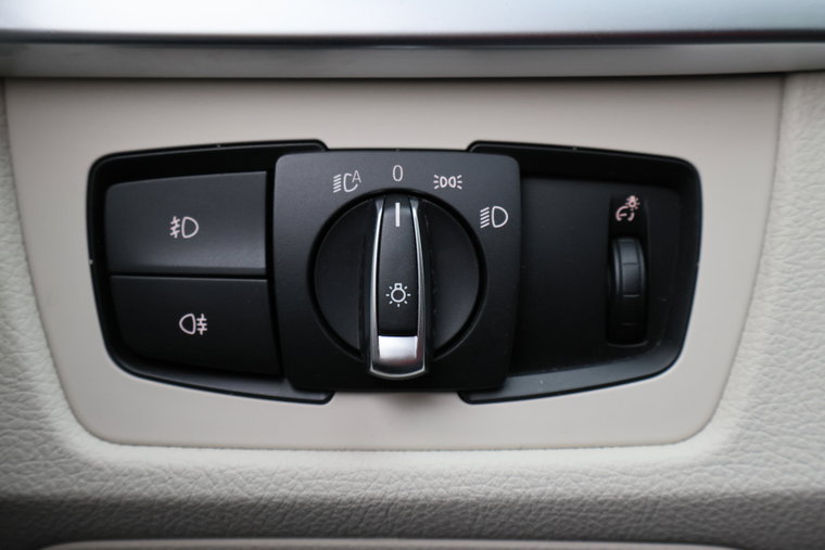 Vehicle Image 35