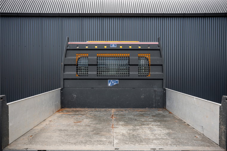 Vehicle Image 13