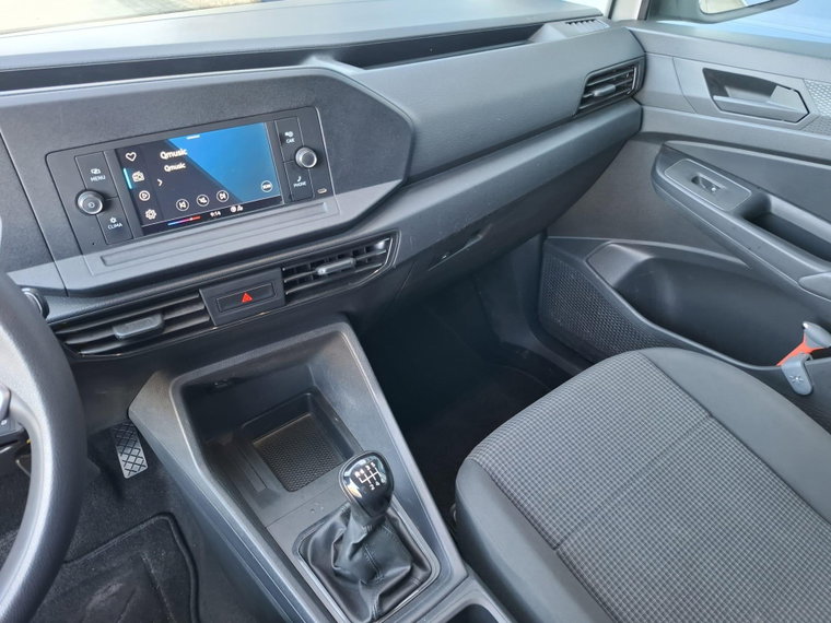 Vehicle Image 26