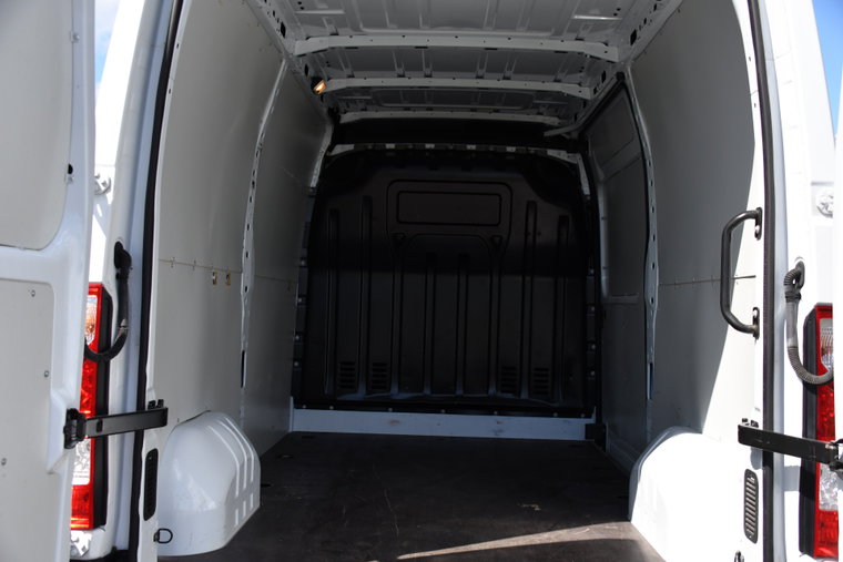 Vehicle Image 35