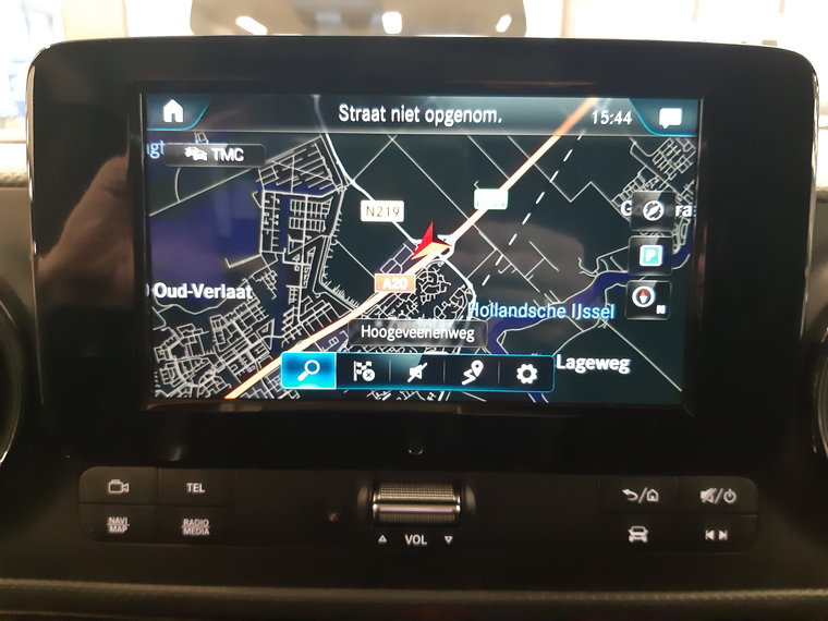 Vehicle Image 17