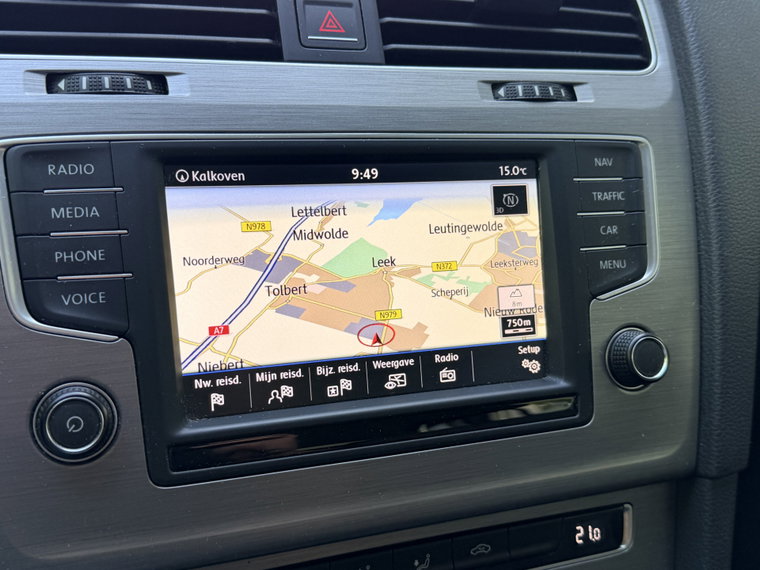 Vehicle Image 21