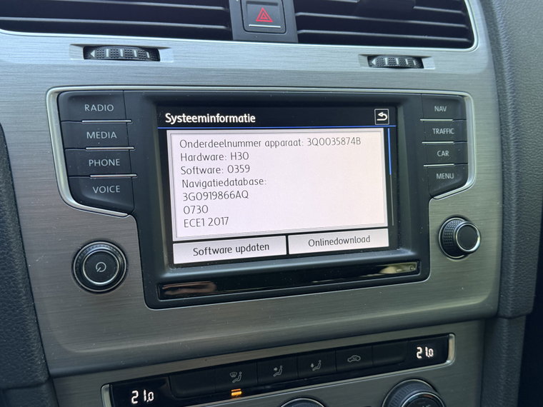 Vehicle Image 29