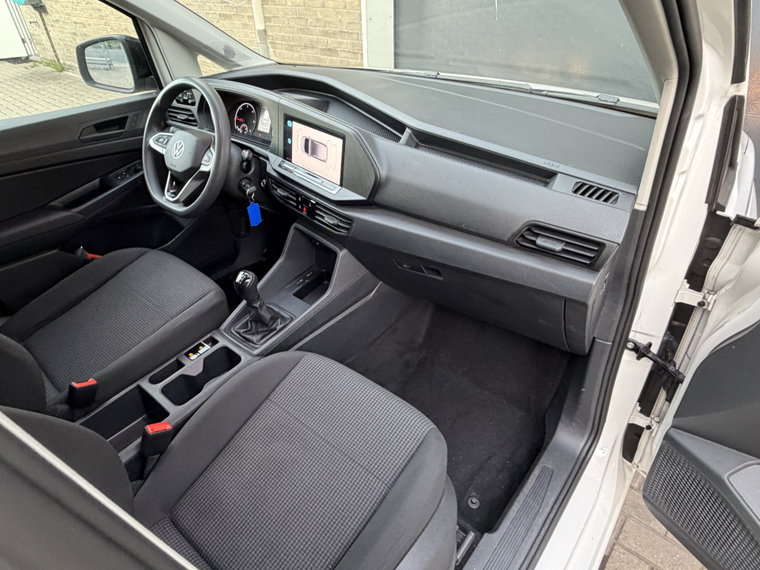 Vehicle Image 23