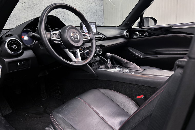 Vehicle Image 15