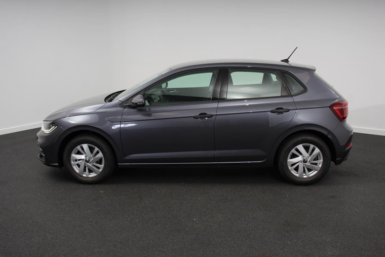 Vehicle Image 8