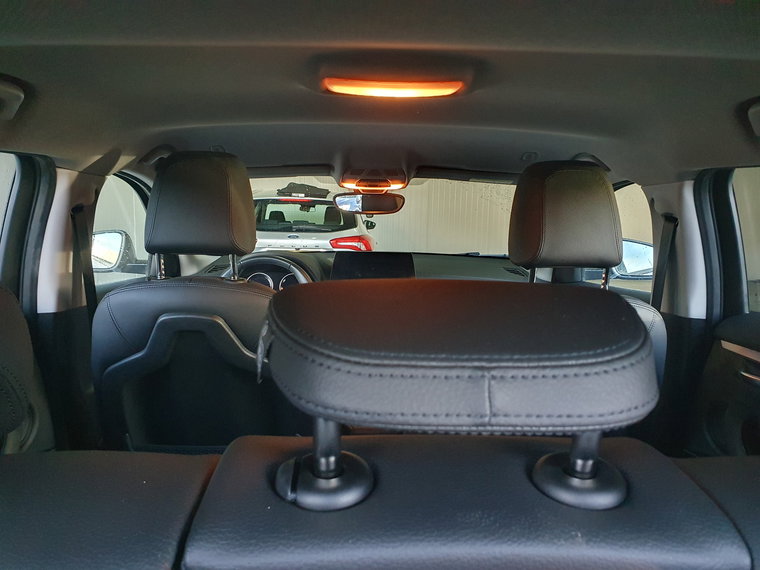 Vehicle Image 37