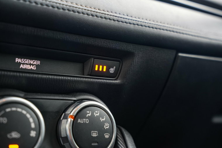 Vehicle Image 23