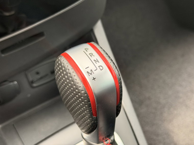 Vehicle Image 24