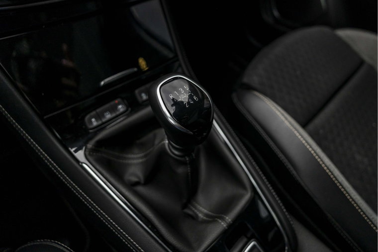 Vehicle Image 24