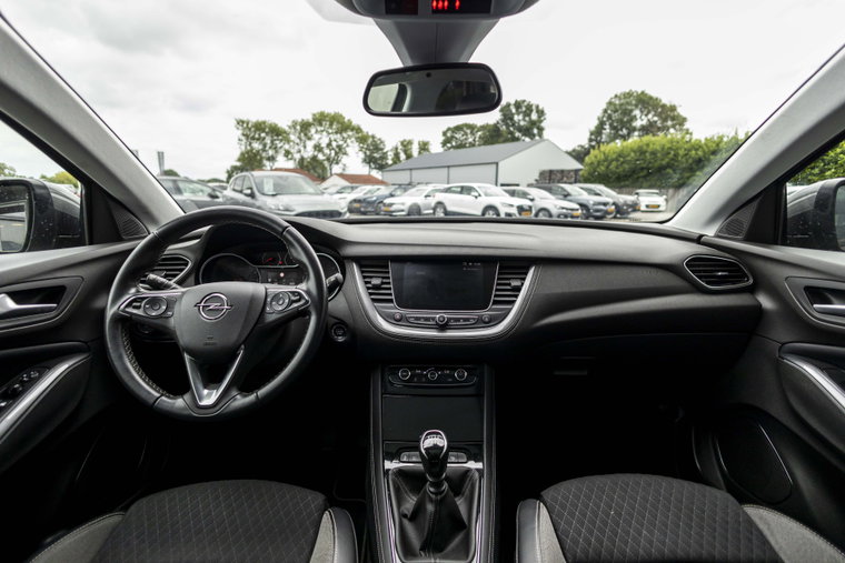 Vehicle Image 31