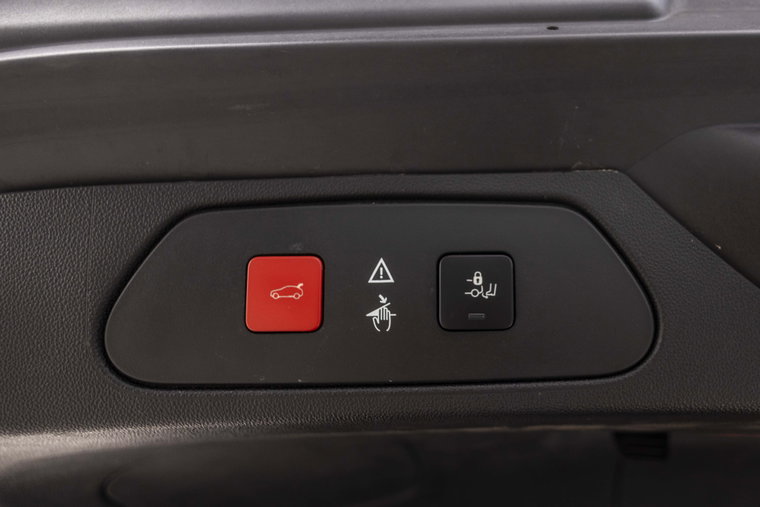 Vehicle Image 38