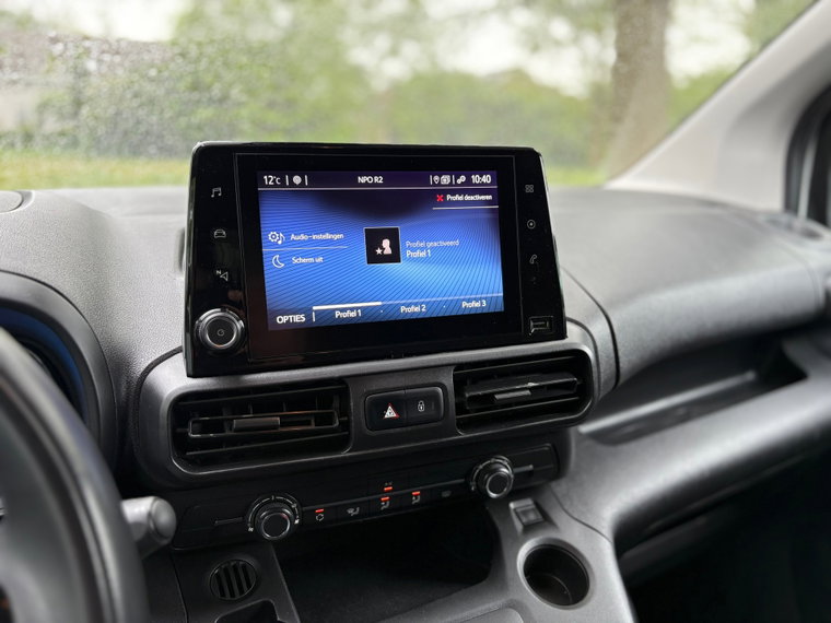 Vehicle Image 19