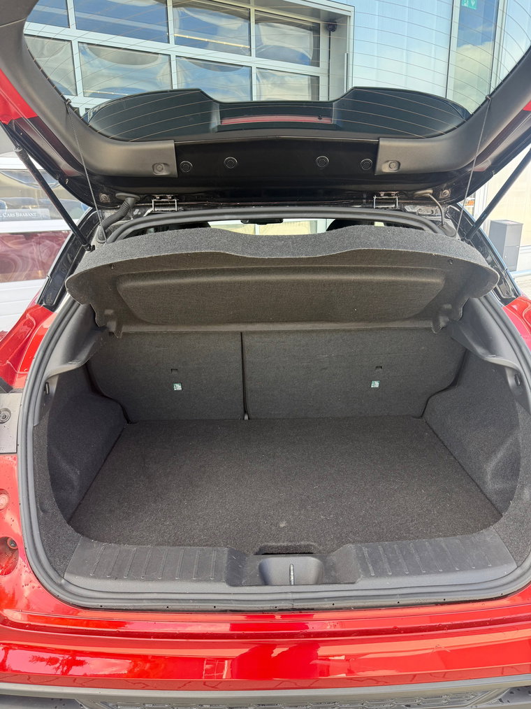 Vehicle Image 22