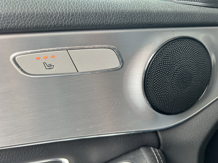 Vehicle Image 27