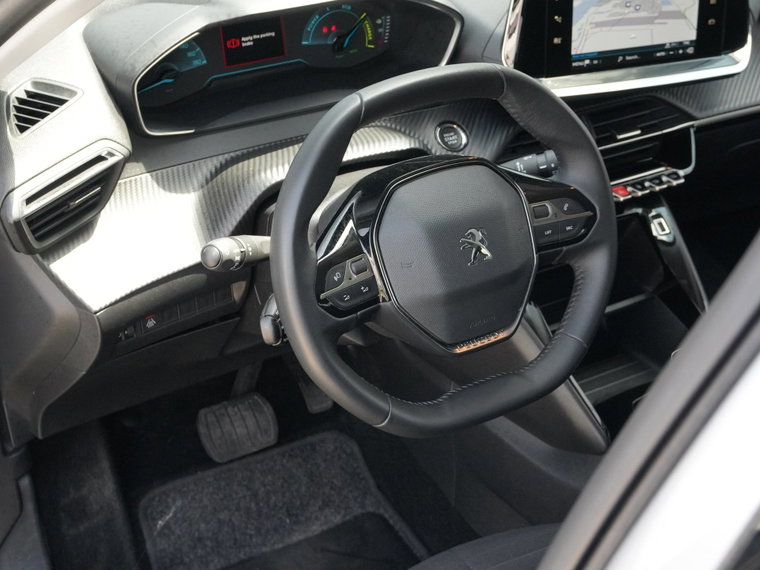 Vehicle Image 34