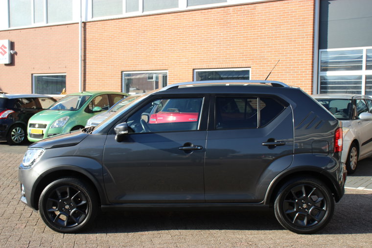 Vehicle Image 4