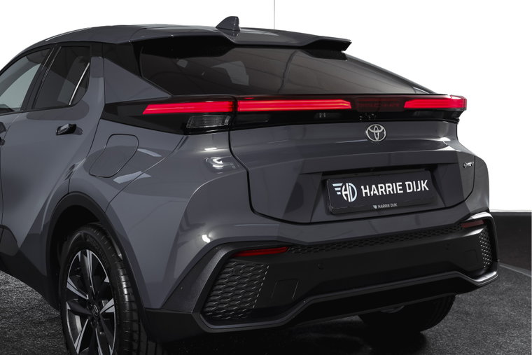 Vehicle Image 48