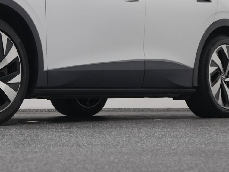 Vehicle Image 38
