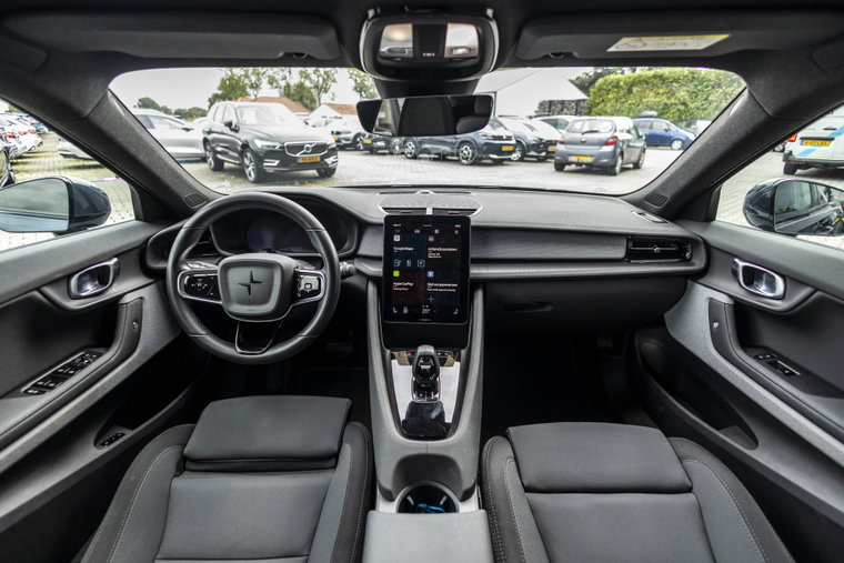 Vehicle Image 6