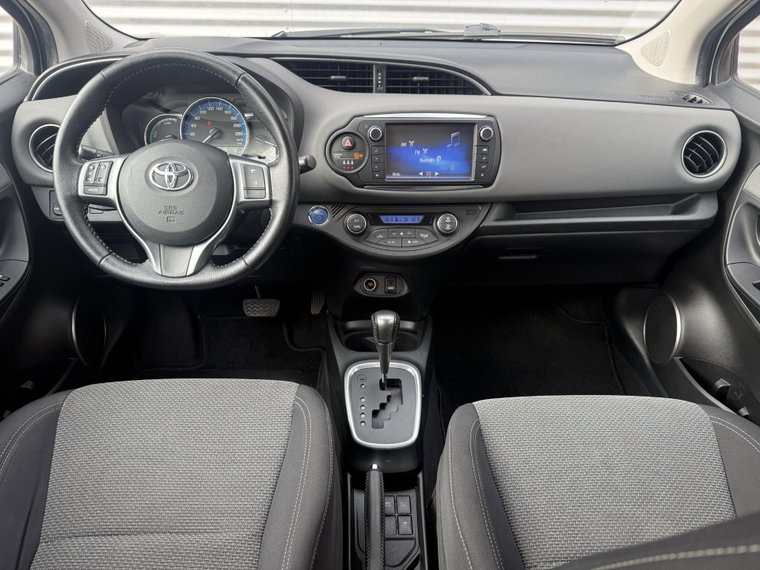 Vehicle Image 19