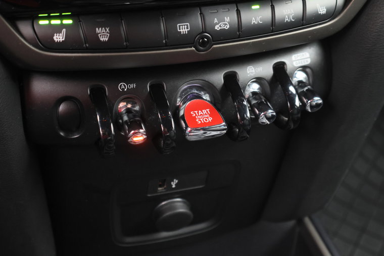 Vehicle Image 45