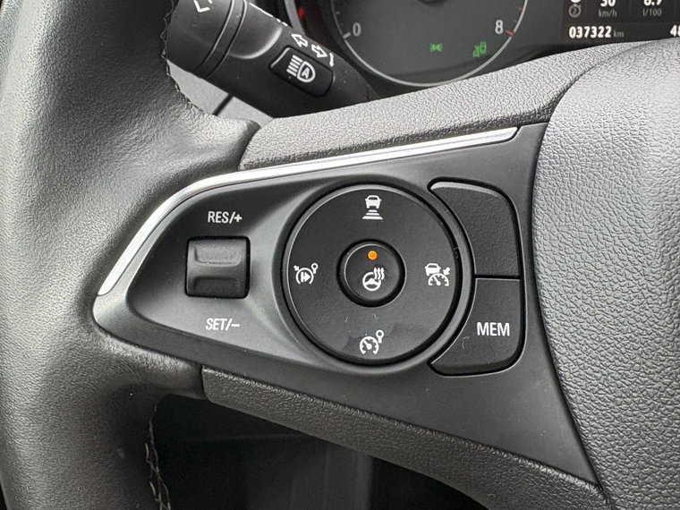 Vehicle Image 24