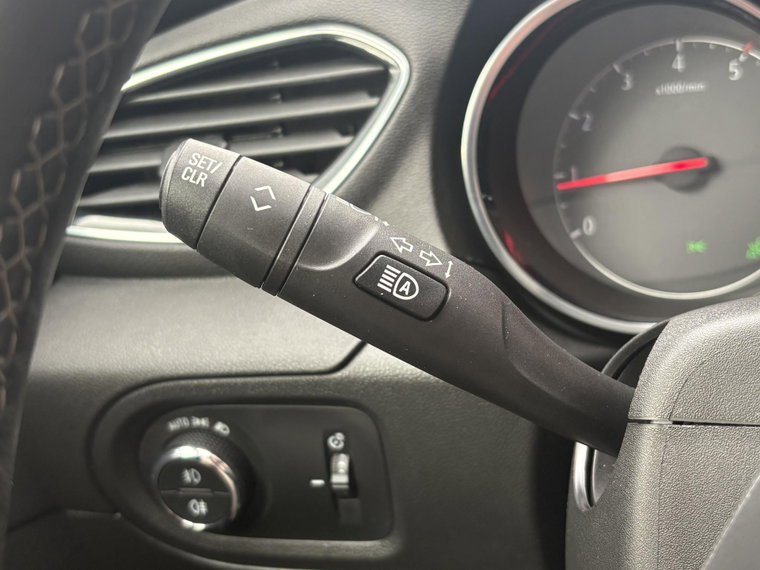 Vehicle Image 27