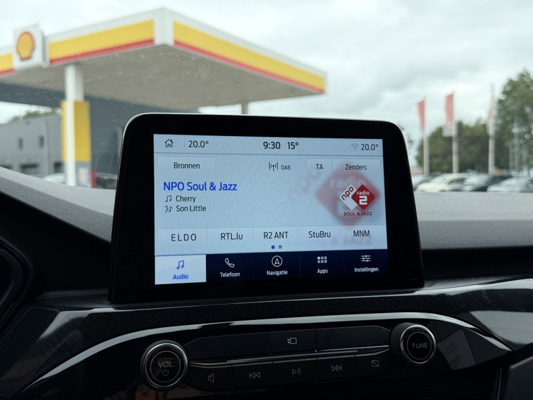 Vehicle Image 19