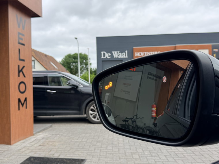 Vehicle Image 31