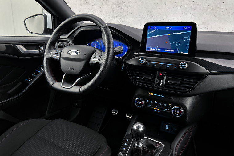 Vehicle Image 30