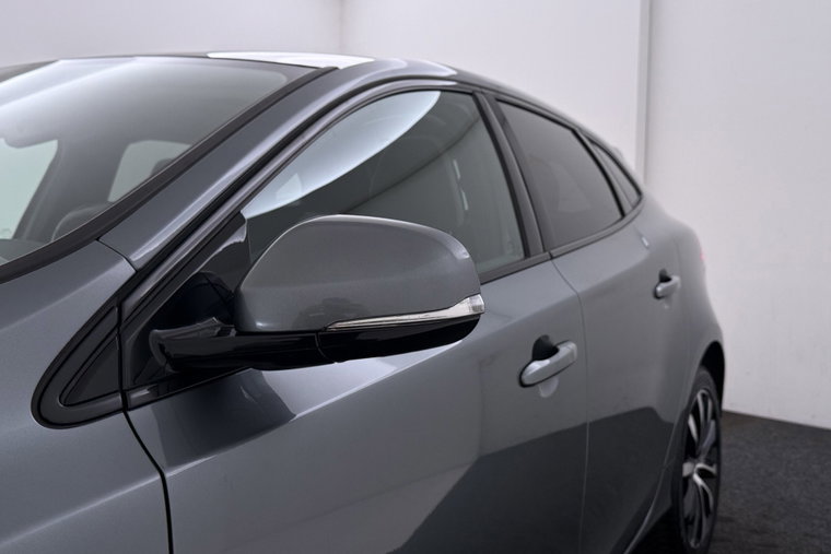 Vehicle Image 38