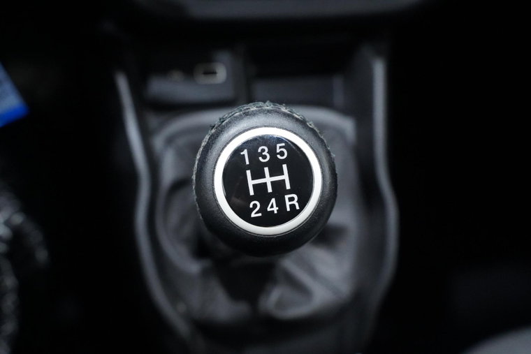 Vehicle Image 27