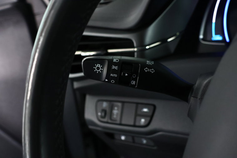 Vehicle Image 23