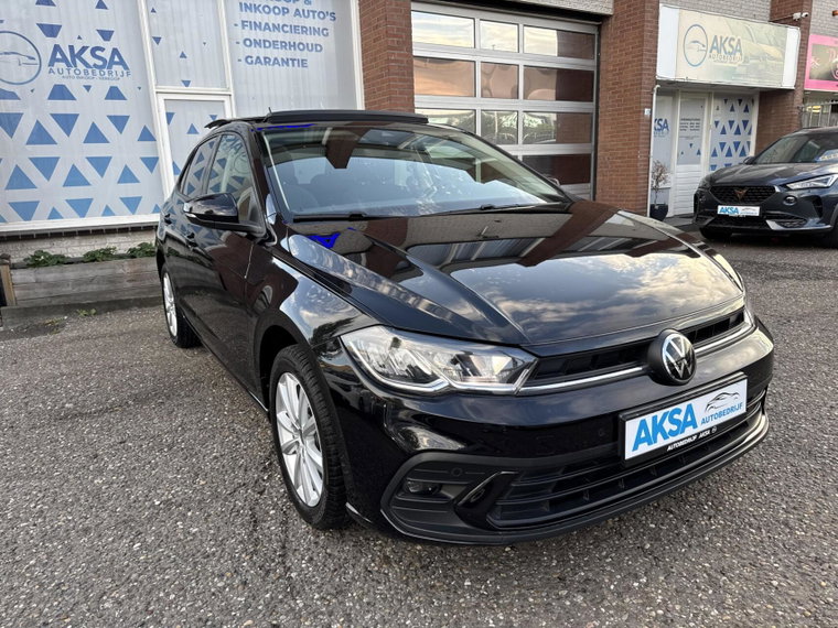Vehicle Image 30