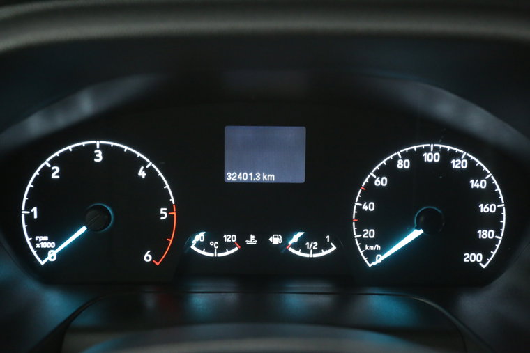 Vehicle Image 13
