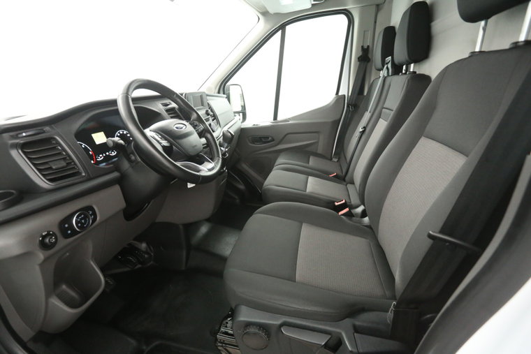 Vehicle Image 22