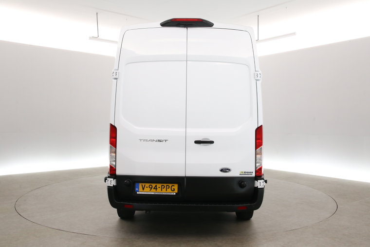 Vehicle Image 27