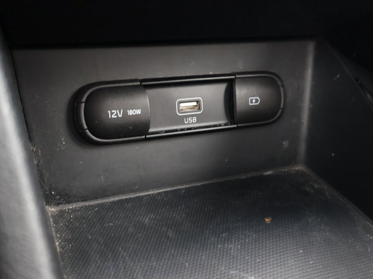Vehicle Image 43