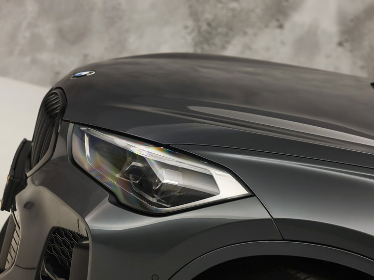 Vehicle Image 50