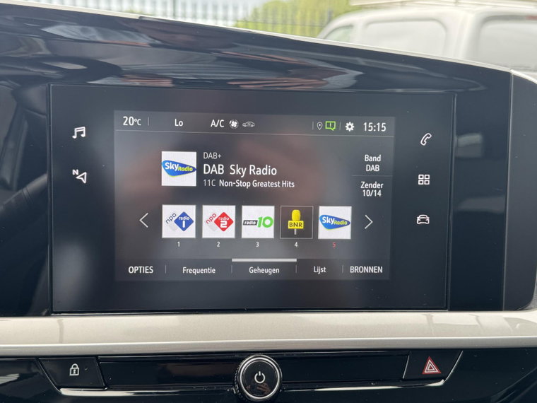 Vehicle Image 36