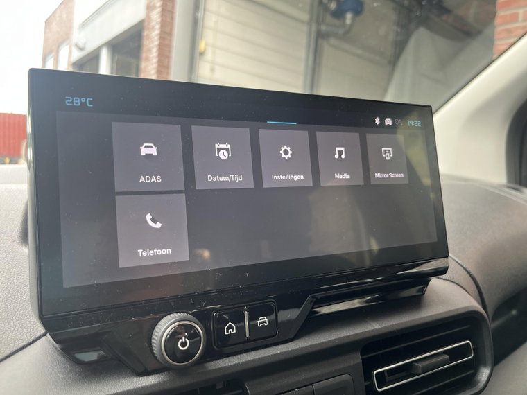 Vehicle Image 31
