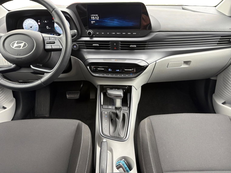 Vehicle Image 15