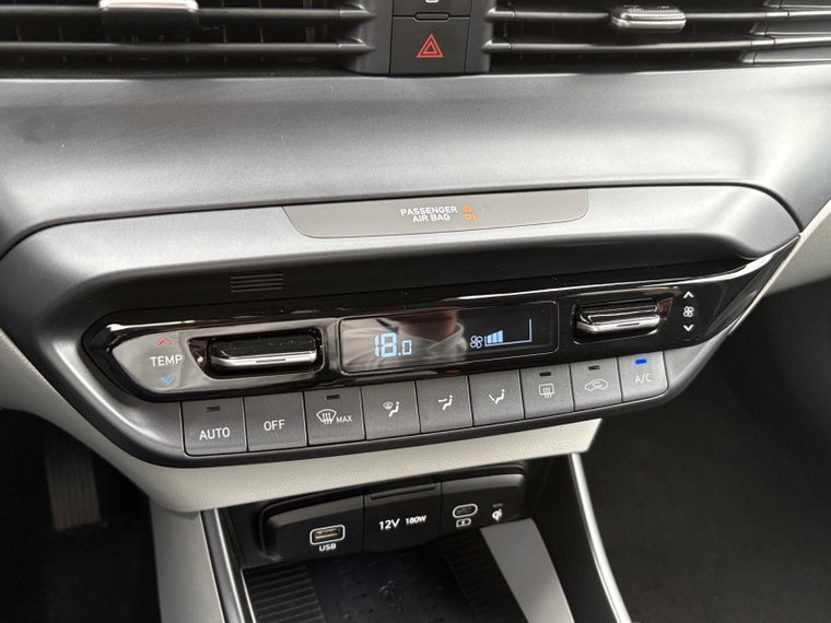 Vehicle Image 27
