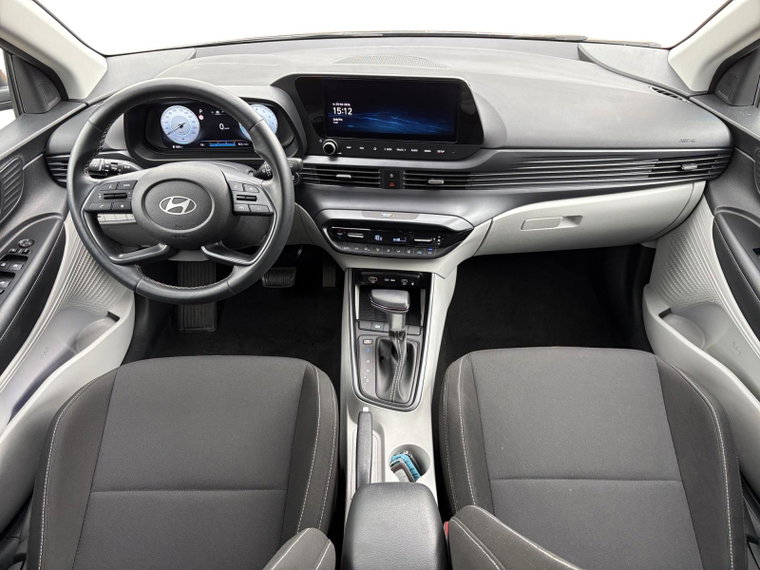 Vehicle Image 11