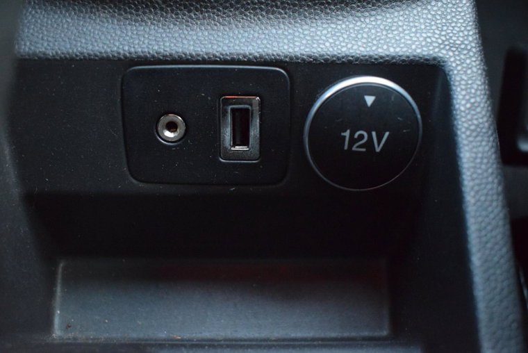 Vehicle Image 21