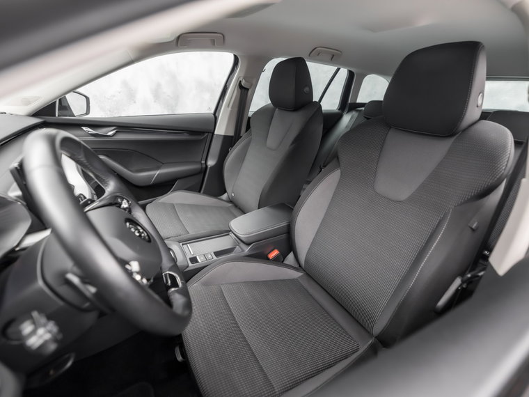 Vehicle Image 15